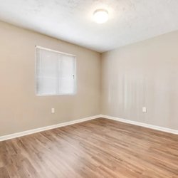 bedroom at Riverdale Reserve, located in College Park, GA